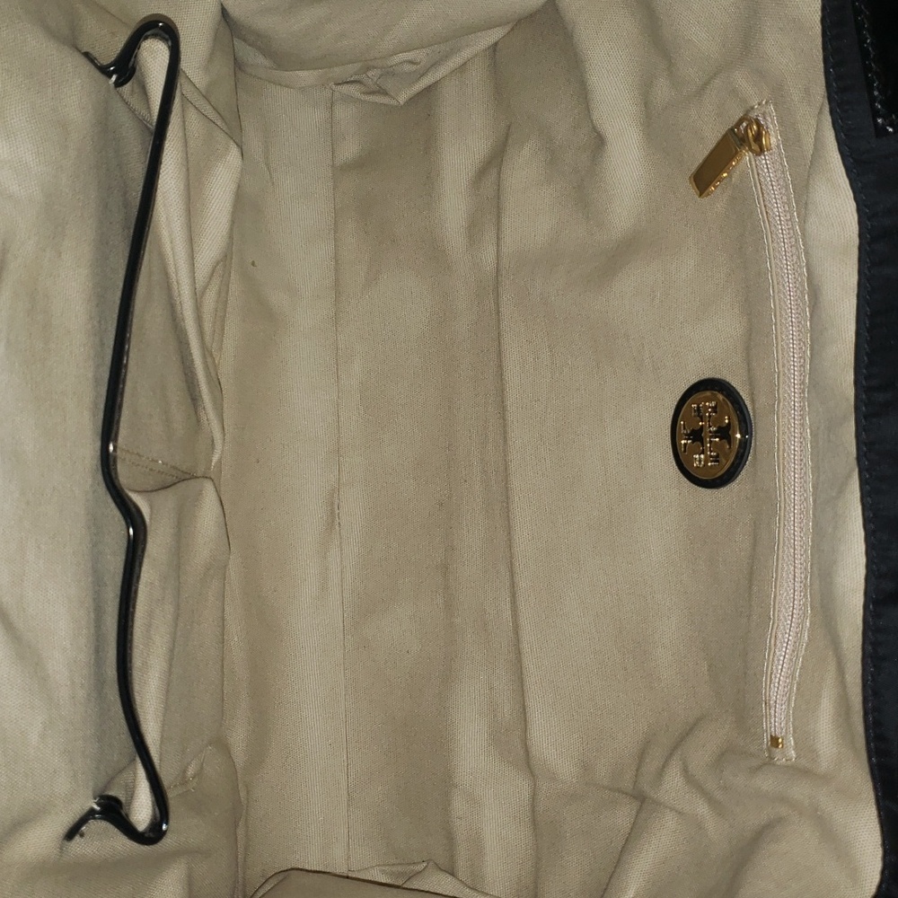 Tory Burch Ella Nylon tote - Picture 4 of 10